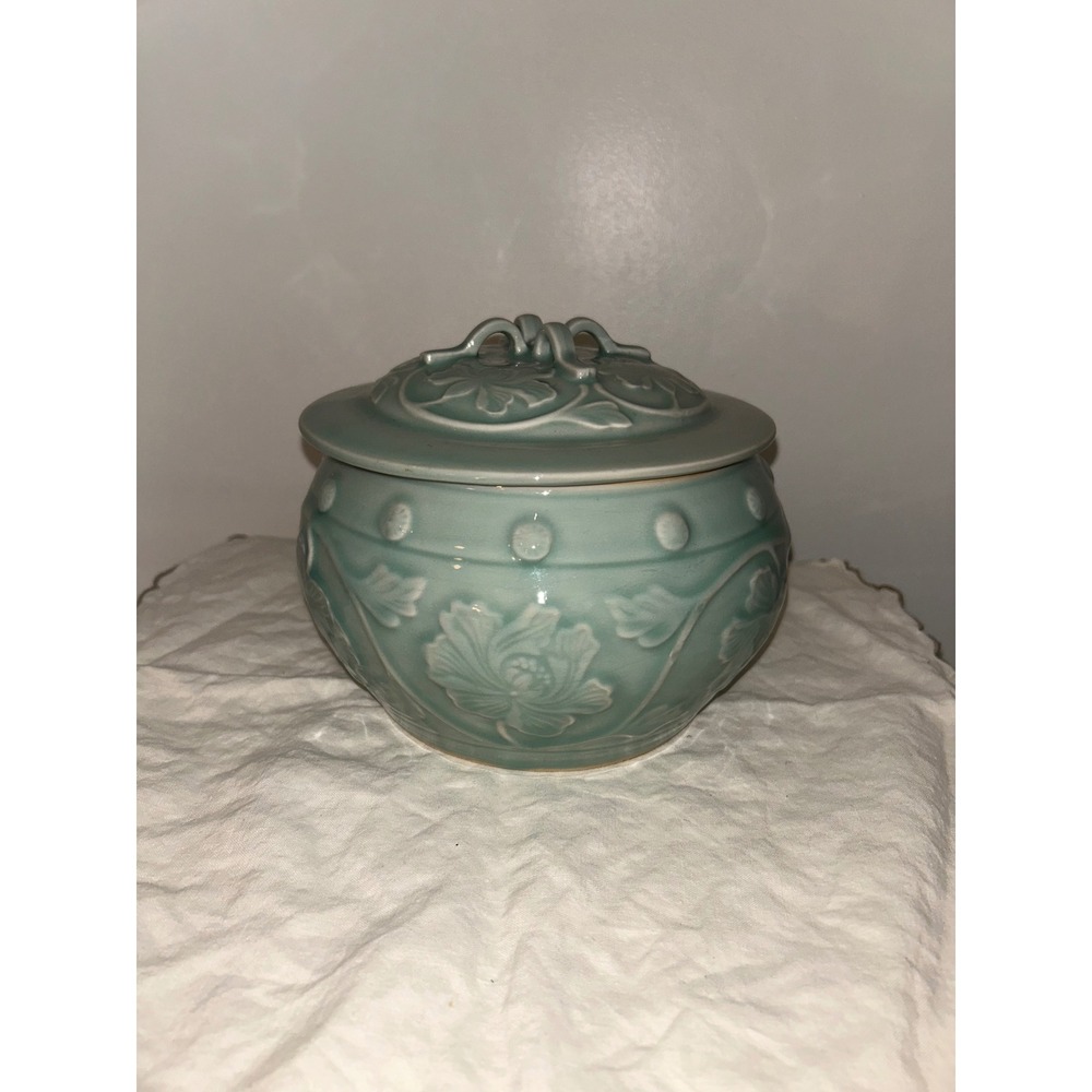 Vintage Korean Celadon Ginger Jar Lidded Ceramic Floral Relief Green Pottery